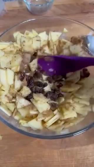 Foto del passaggio 5 della ricetta Strudel di Mele