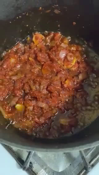 A picture of step 4 of Hotdogs & Beans.