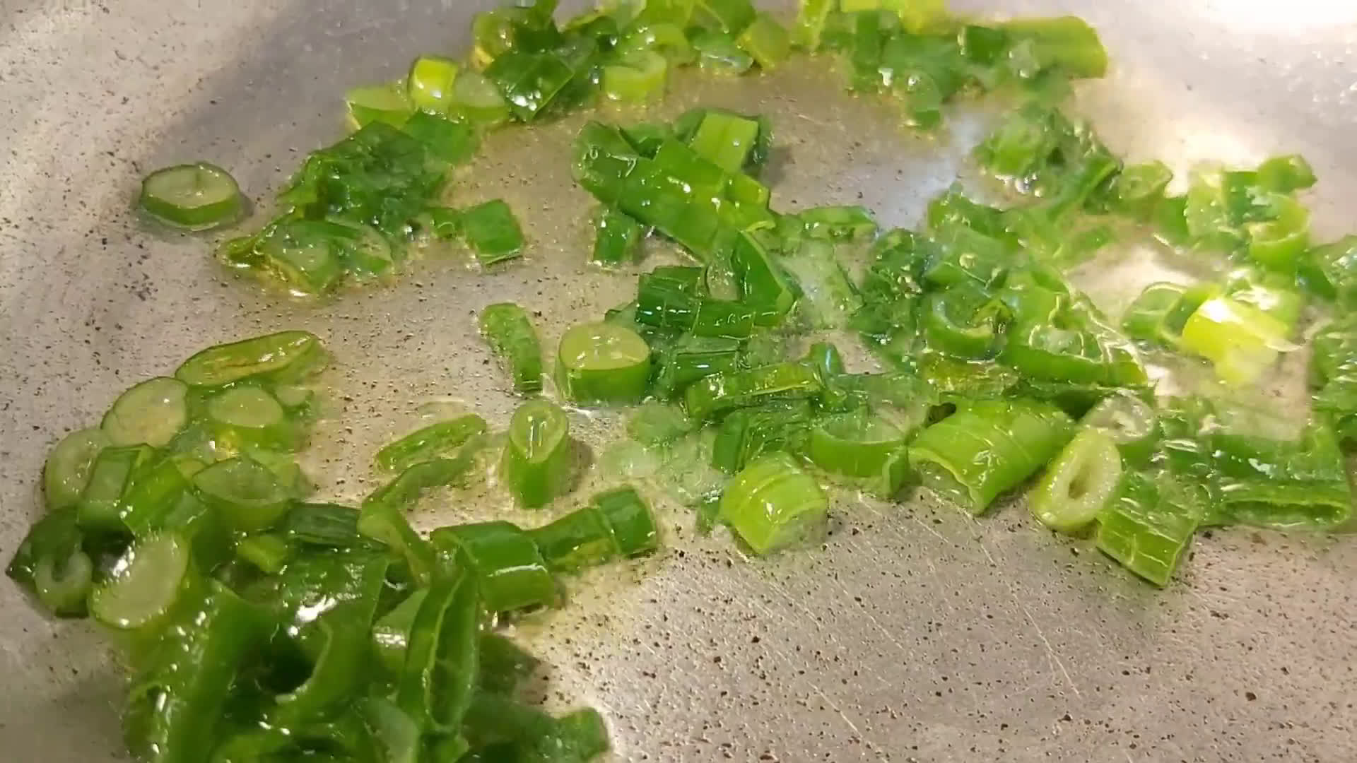 Foto del paso 1 de la receta: Sopa de mollejas