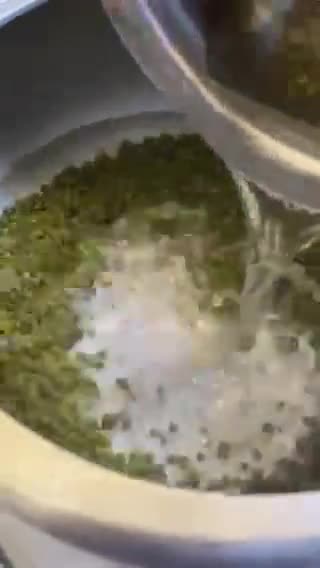 साबुत मूंग की मसालेदार सब्ज़ी (ढाबा स्टाइल) (Sabut Moong ki masaledar sabzi recipe in hindi) रेसिपी चरण 2 फोटो