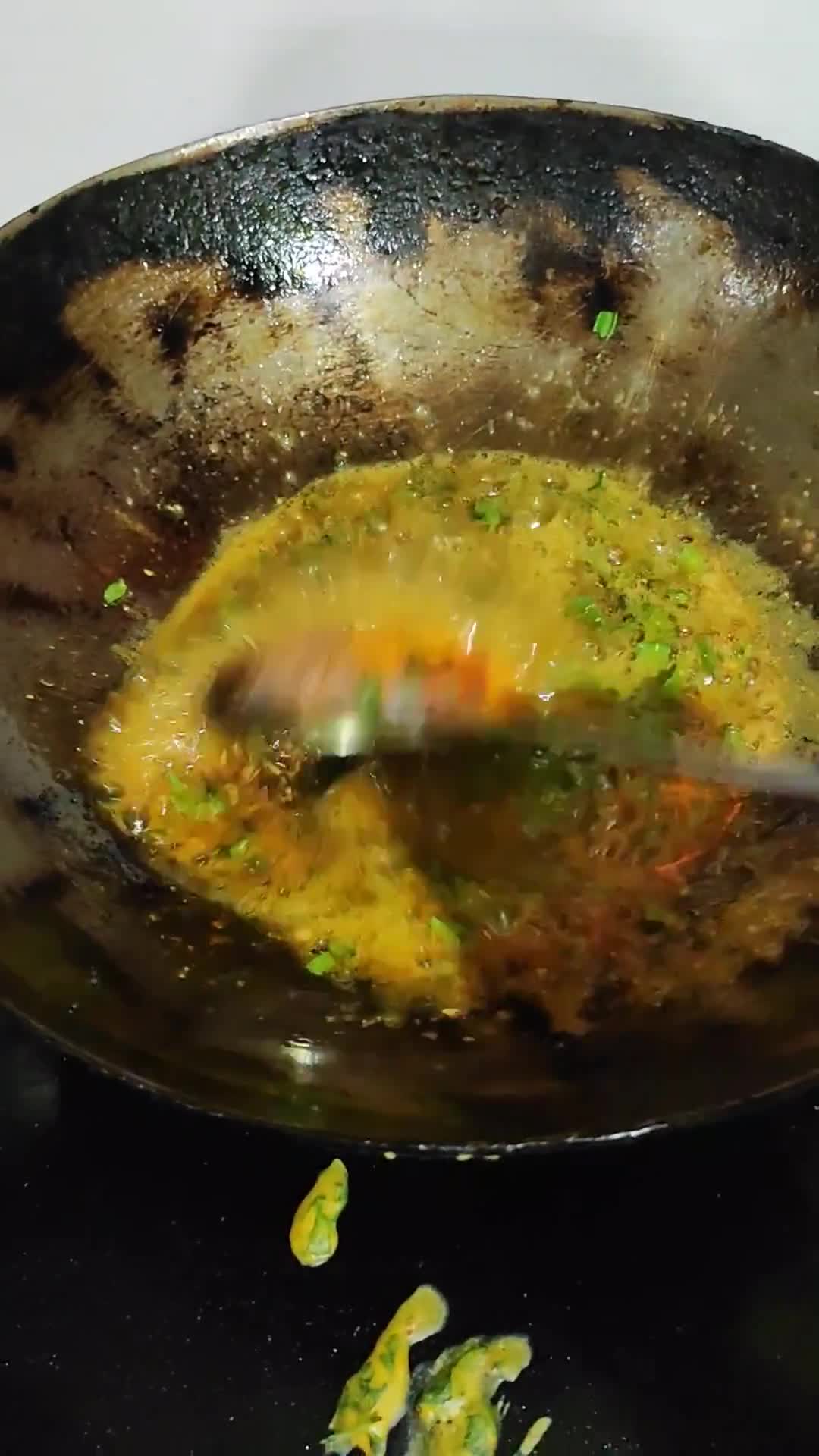 पालक आलू पकौड़ा कढ़ी(palak aloo pakoda kadhi recipe in hindi) रेसिपी चरण 7 फोटो
