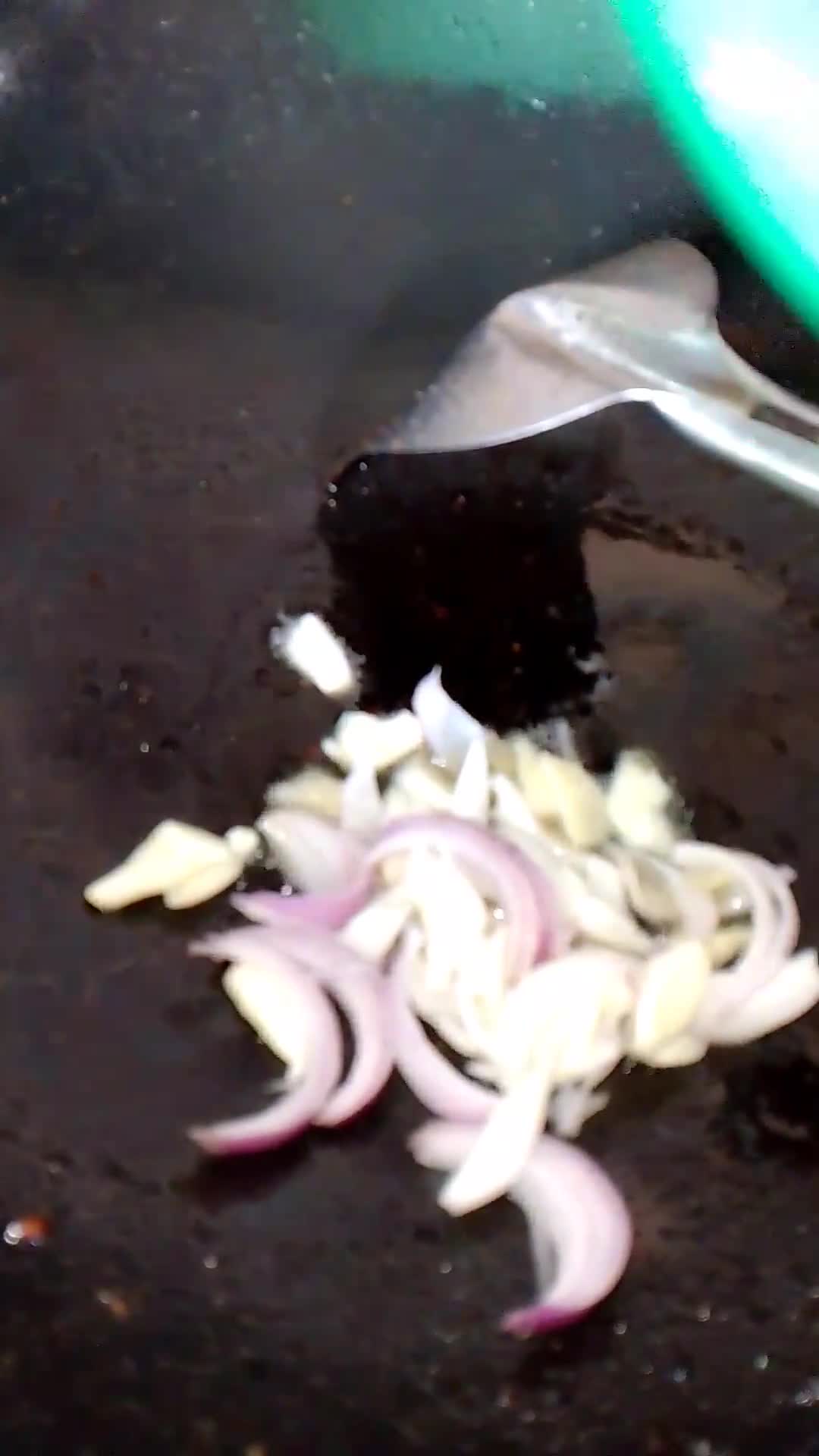 Foto langkah ke 1 dari resep Oseng Tofu Udang Kucai Tauge.