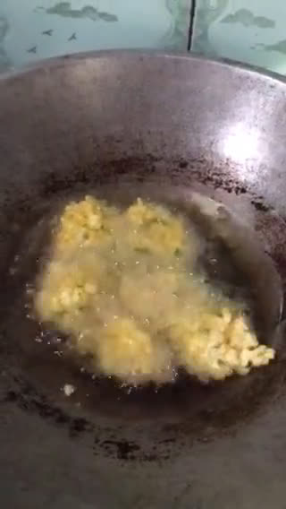 Foto langkah ke 5 dari resep Dadar Jagung Sat Set Wat Wet.