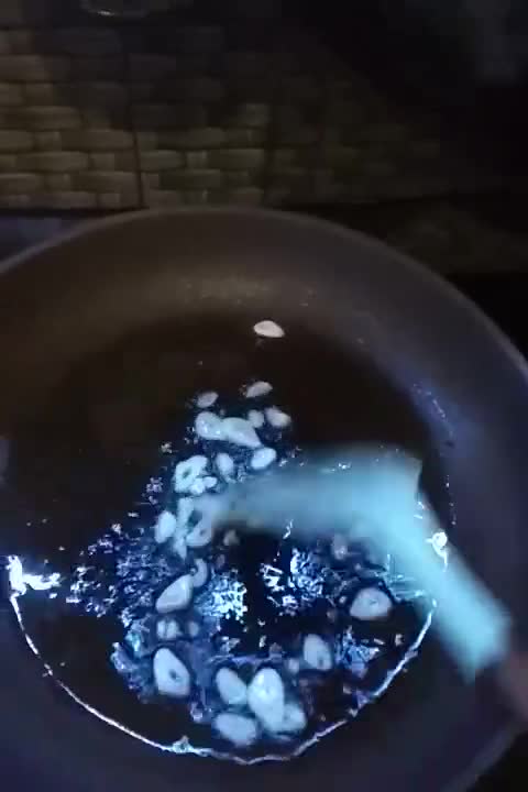 Foto langkah ke 1 dari resep Sambal Brambang Teri.