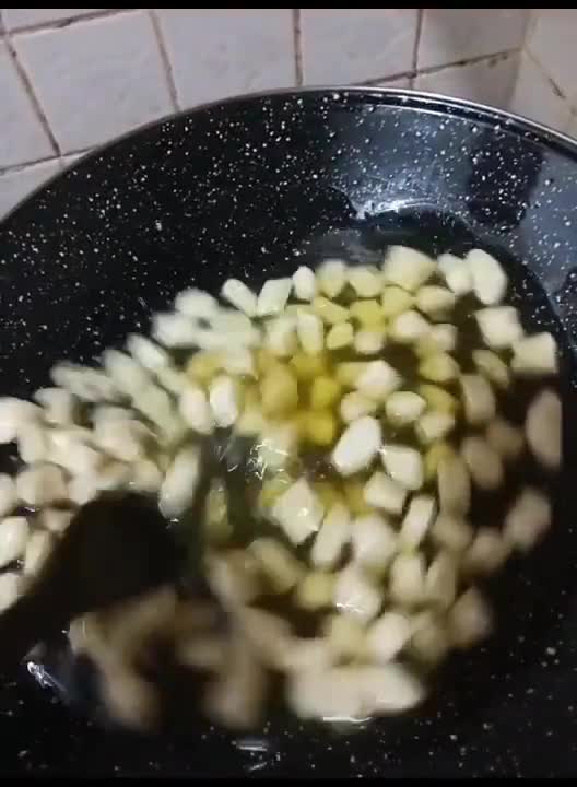 Foto langkah ke 4 dari resep Amplang Ikan Tenggiri.