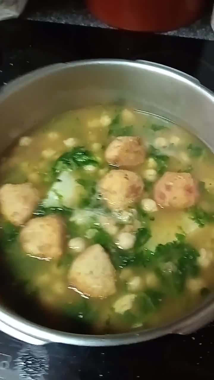 Foto del paso 7 de la receta: Garbanzos con bacalao🍜