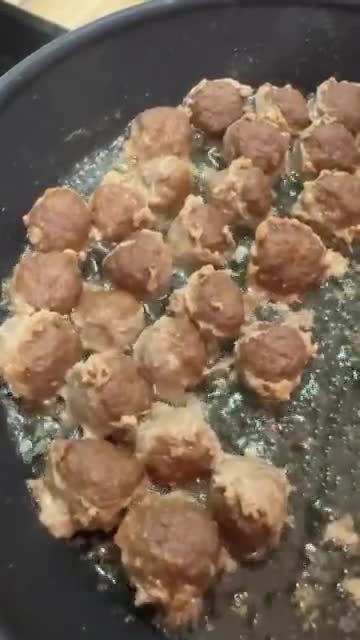Foto langkah ke 4 dari resep Meatball creamy cheeze sauce.