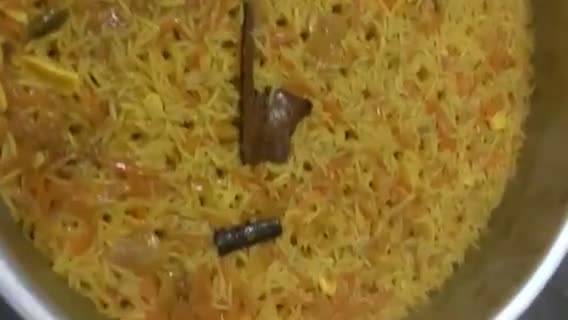صورة لخطوة 2 من وصفة رز بخاري