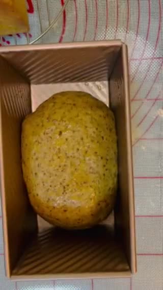 A picture of step 6 of Deidre’s Keto Bread recipe (with gluten).