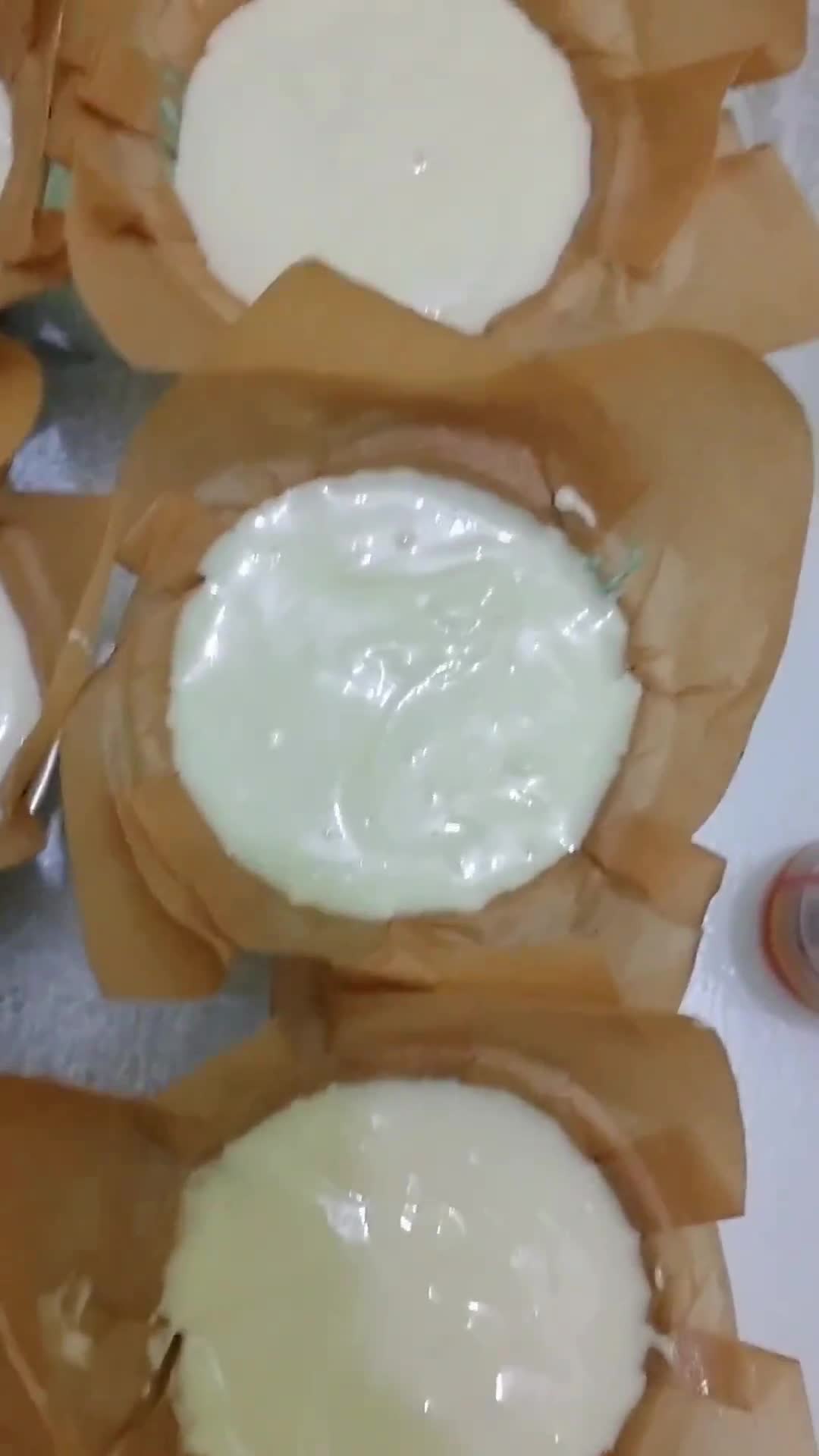Foto langkah ke 4 dari resep Bolu Kukus Mekar - ala Steam Cake Thailand.