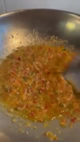 Gambar langkah 2 resipi Udang Masak Berlada.