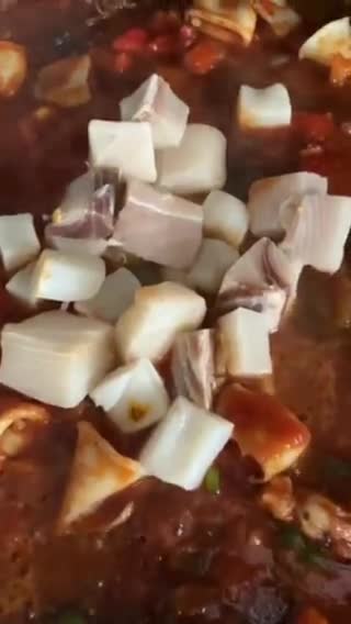 Foto del paso 11 de la receta: Paella de frutos del mar con gambones congelados