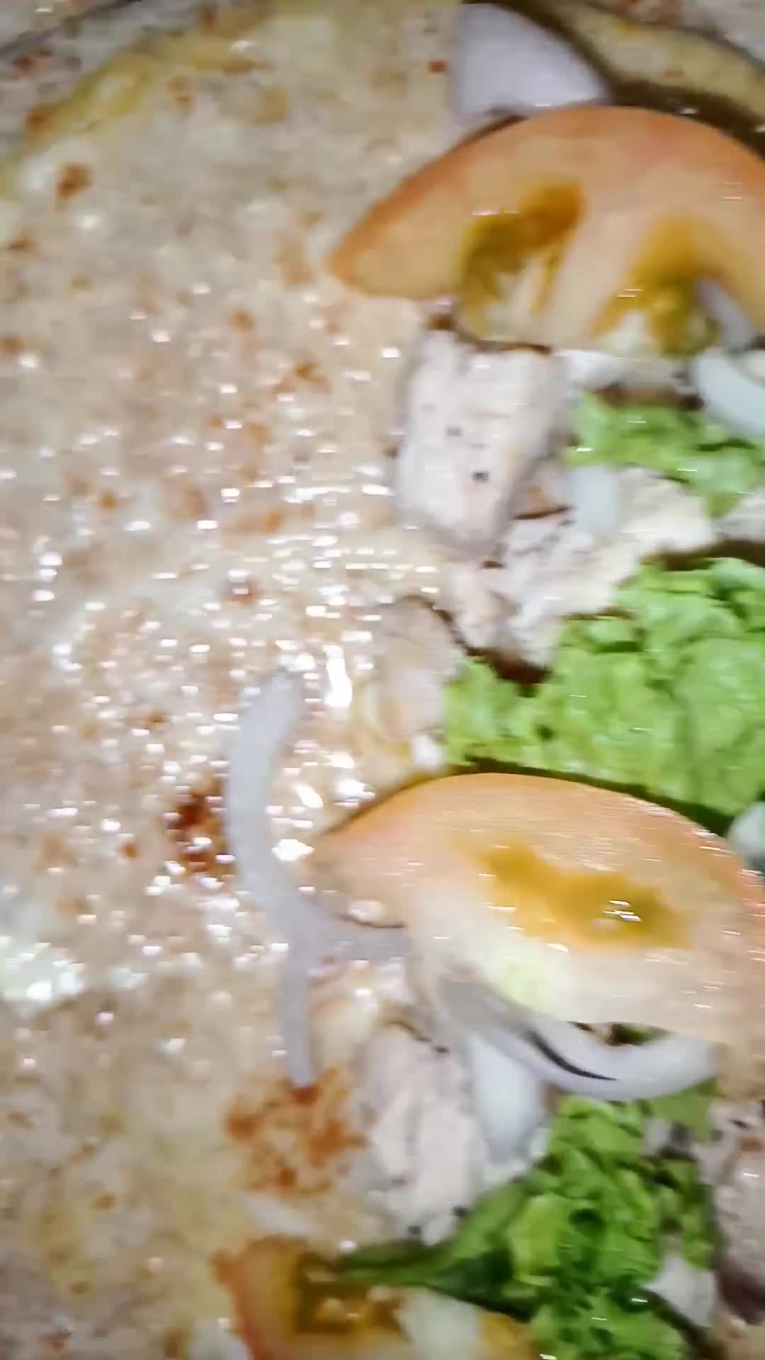 Gambar langkah 3 resipi Roti Roll-Up Wrap Ayam.