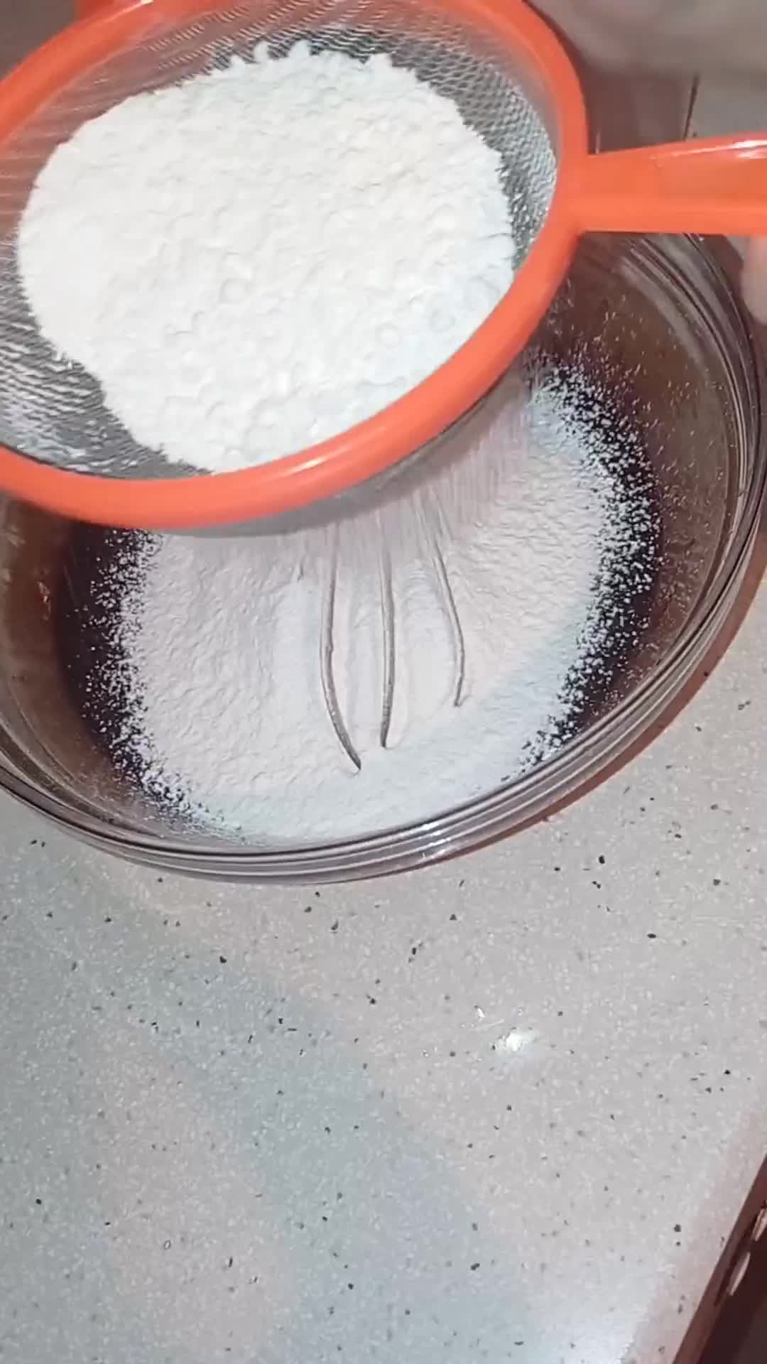 Foto del paso 3 de la receta: Brownie de chocolate ❤️🍫