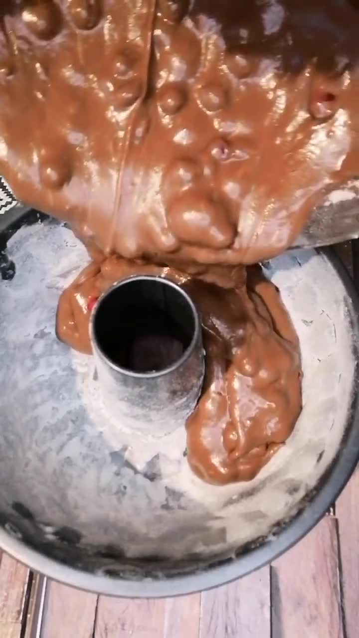 Foto del passaggio 3 della ricetta Ciambella frutti di bosco
