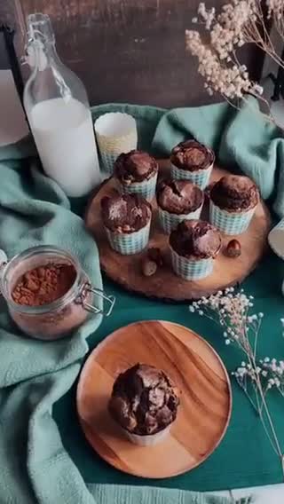 Foto del paso 7 de la receta: Muffins de cacao con pepitas de chocolate blanco
