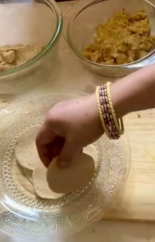 ख़स्ता आलू कचौड़ी(khasta aloo kachodi recipe in hindi) रेसिपी चरण 12 फोटो