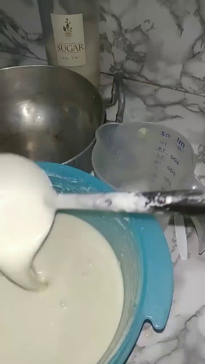 Foto langkah ke 5 dari resep Kue lapis tepung terigu.
