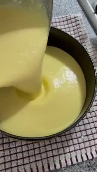Foto del passaggio 2 della ricetta Torta di 3 ingredienti…. Decorata