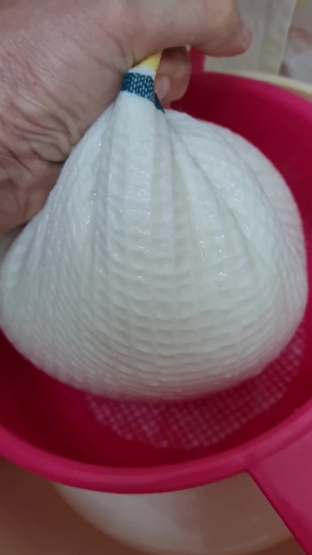 Foto del paso 3 de la receta: Ricota casera ❤️ Requesón