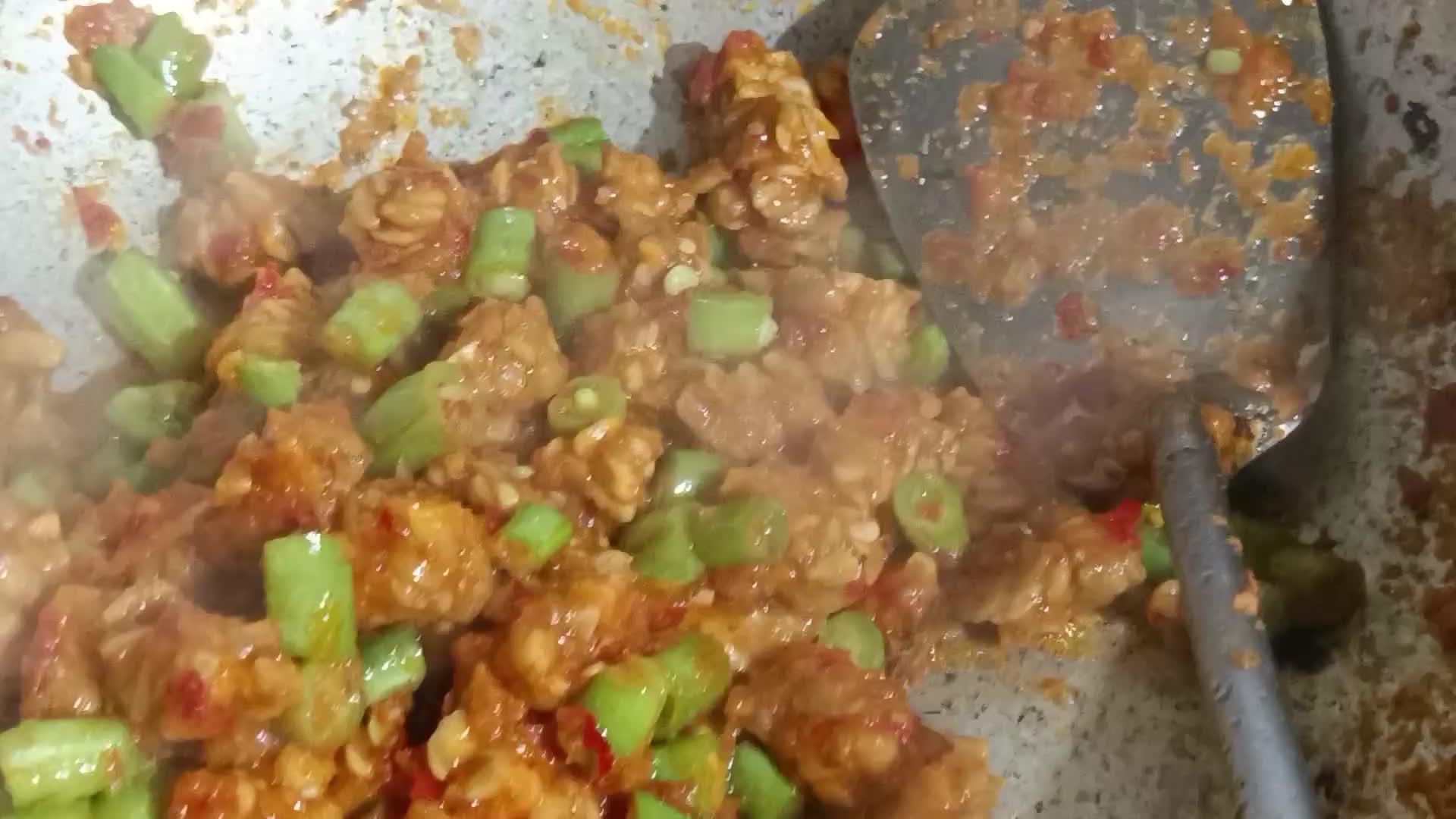 Foto langkah ke 4 dari resep 26.Oseng buncis tempe.