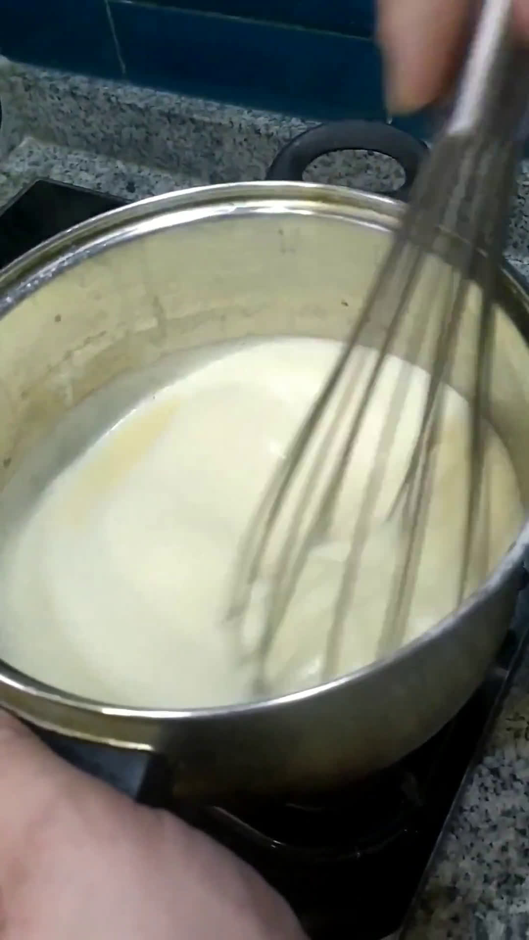 Foto del paso 1 de la receta: Torta de coco y crema pastelera