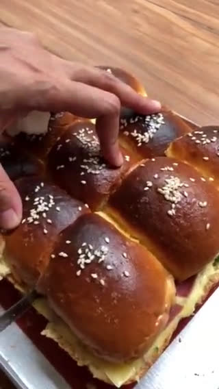 Foto langkah ke 4 dari resep Smoked Beef Cheese SLIDERS.