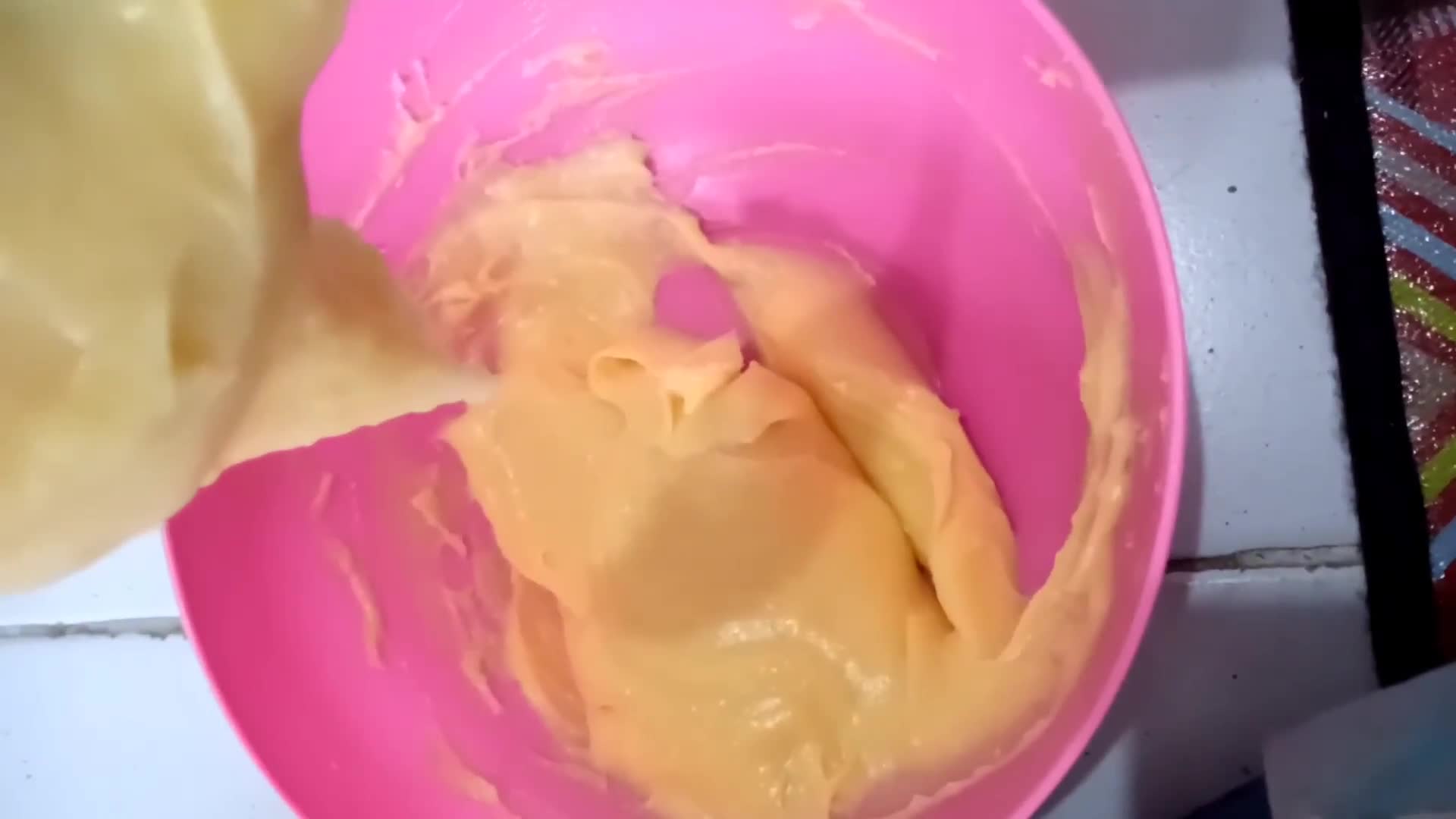 Foto langkah ke 4 dari resep Choux Au Craquelin.