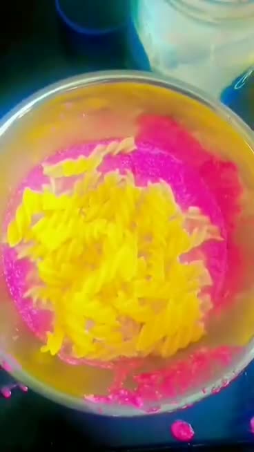 चुकंदर फाइबर युक्त बार्बी पास्ता(Pink Pasta) रेसिपी चरण 3 फोटो