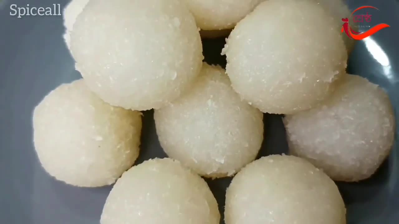 চিনি দিয়ে নারকেল নাড়ু 🥥🥥🥥 রেসিপির ধাপ 1 ছবি