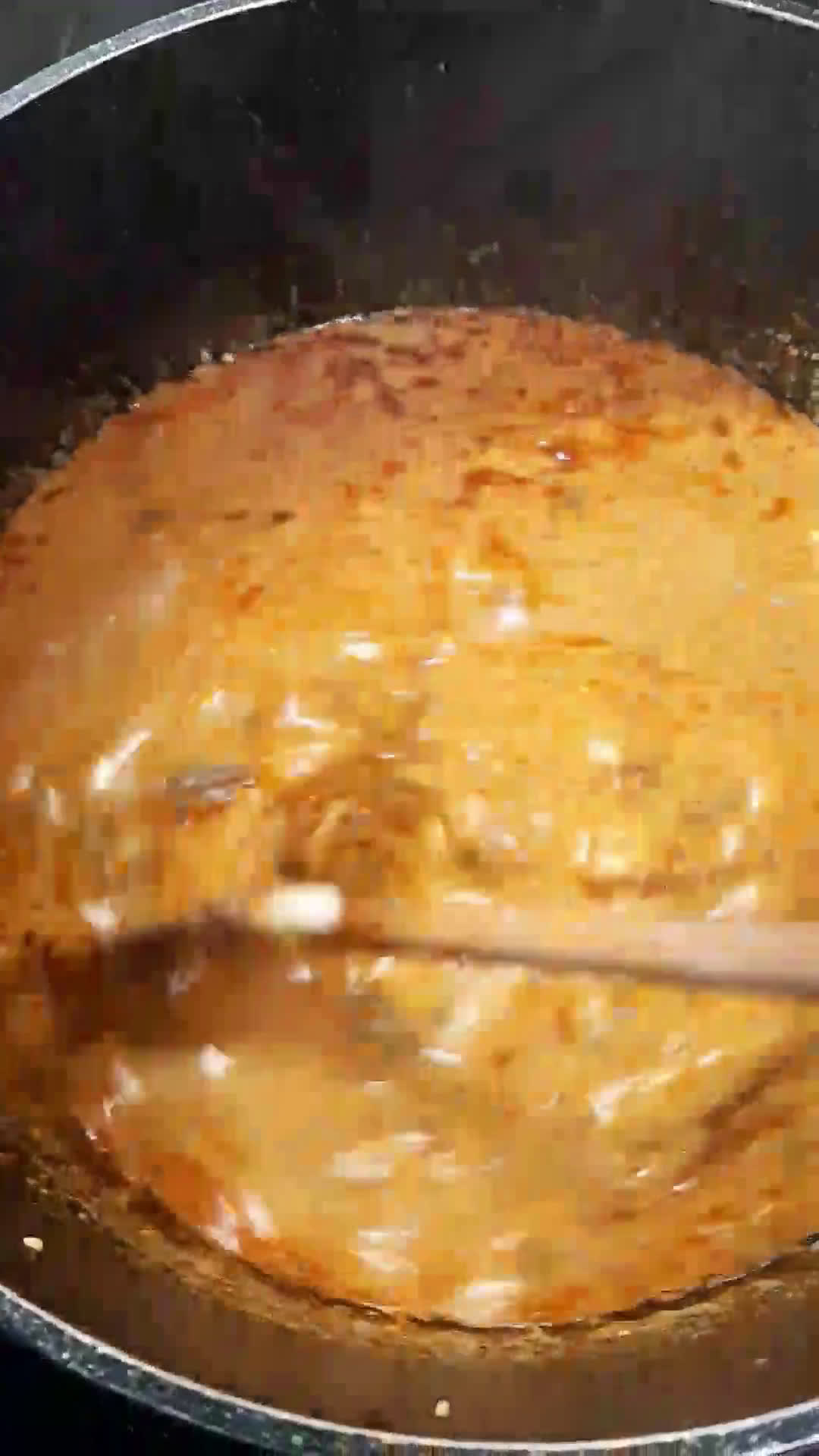 Tejfölös gombapaprikás🧅🧄🍄🌶 nokedlivel recept fázis 2 fotója