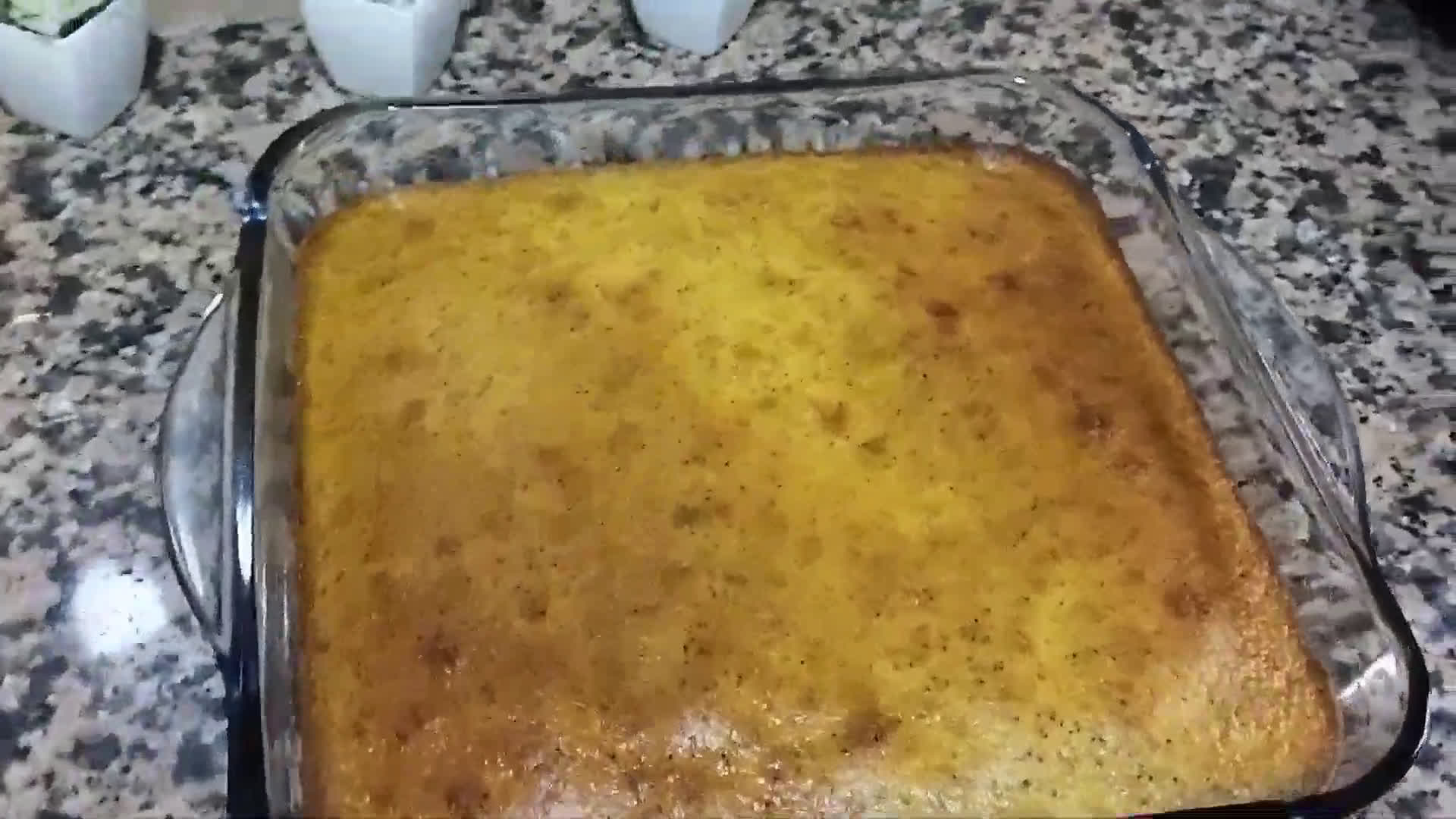 صورة لخطوة 2 من وصفة كيكة بصوص أكثر من رائع يستحق التجربة