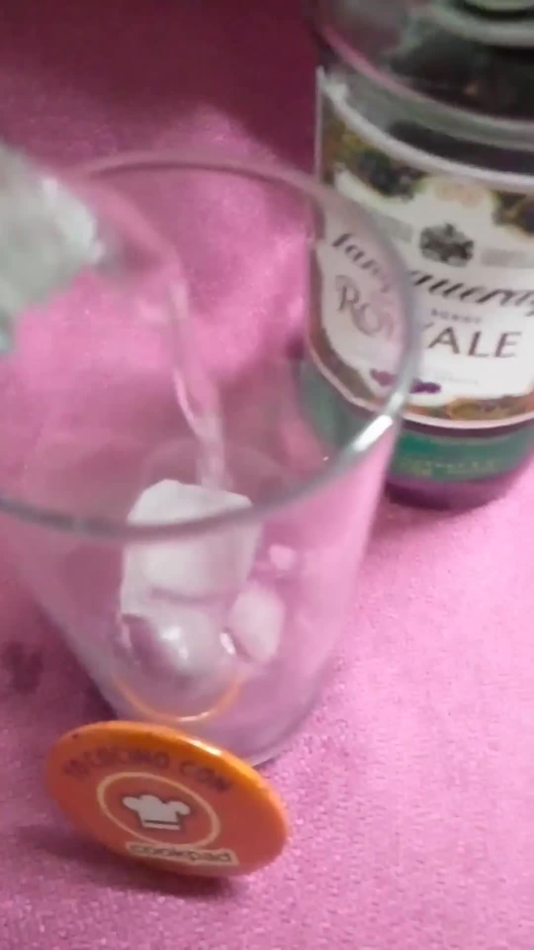 Foto del paso 3 de la receta: Gin-Tonic