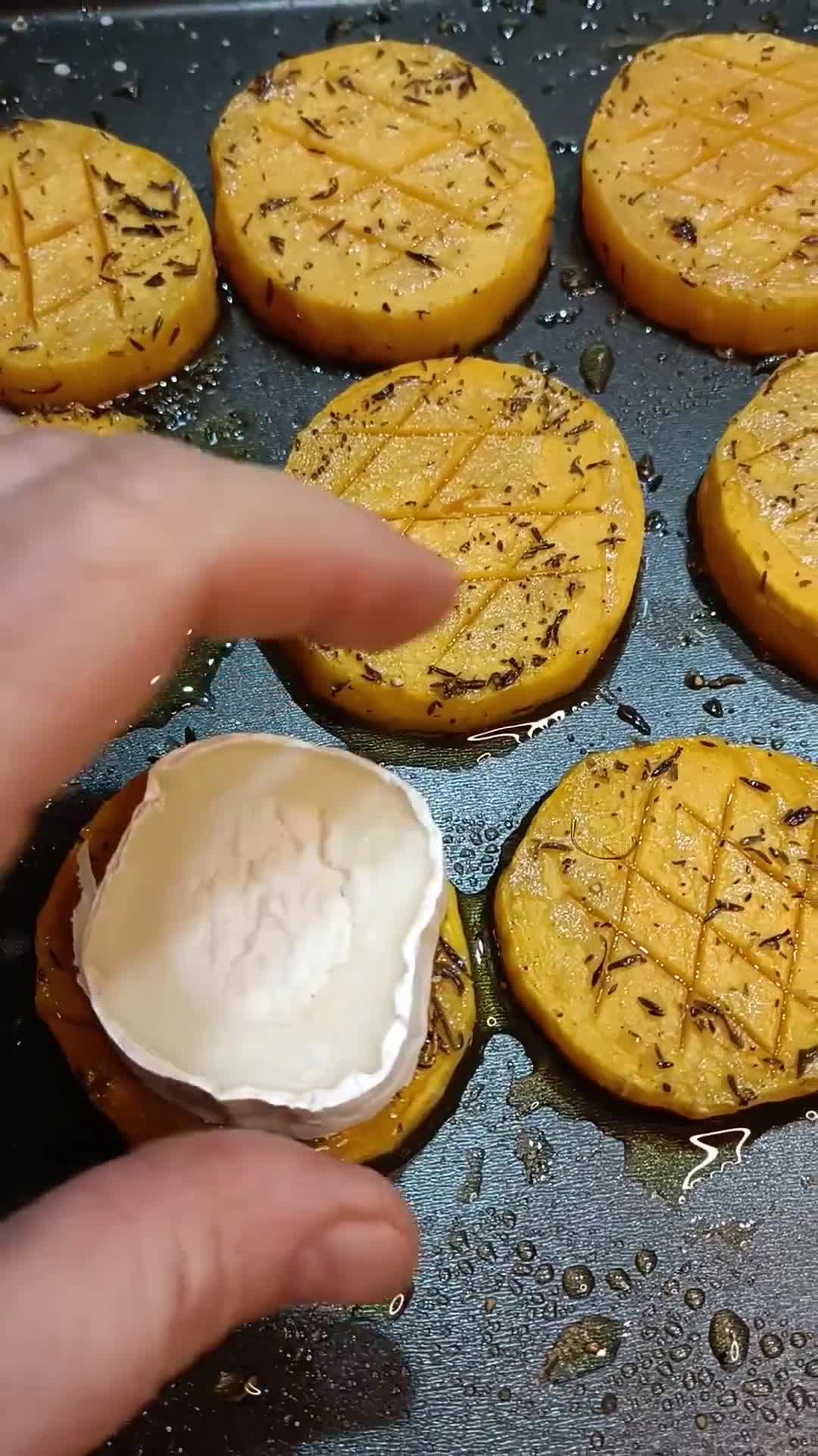 Une image de l'étape 4 de 🌱Croque chèvre miel butternut.
