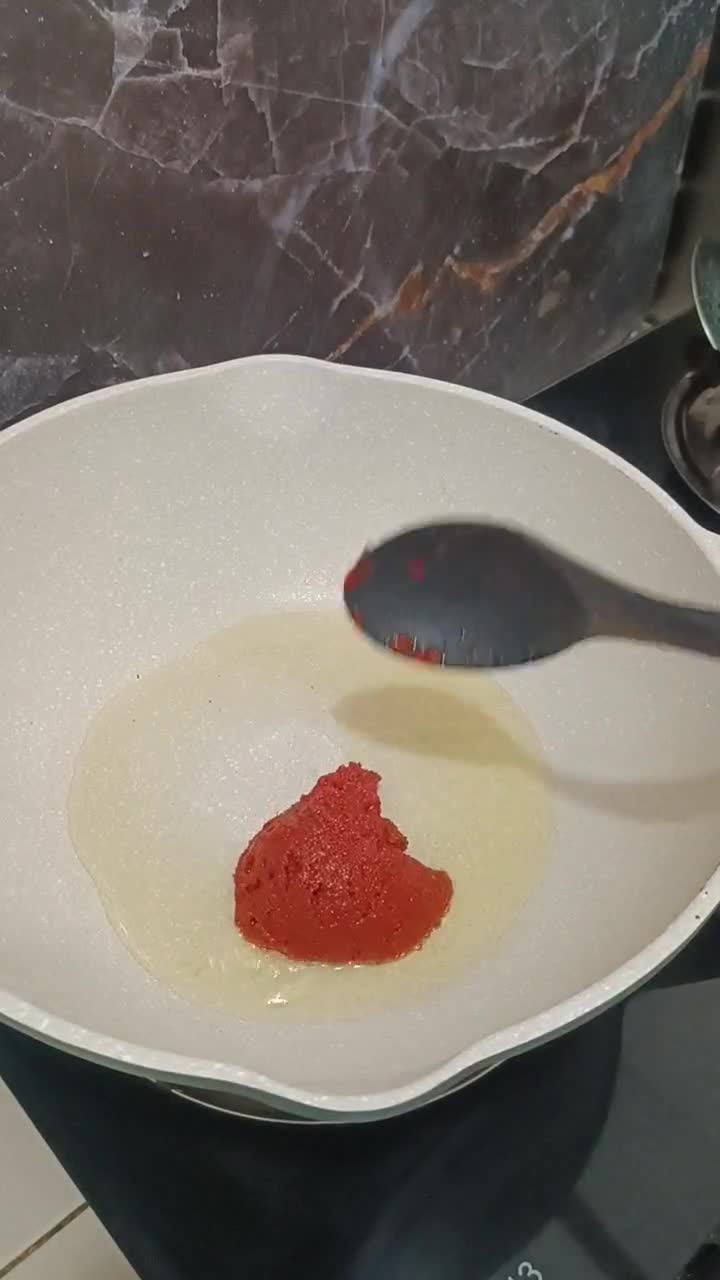 Gambar langkah 1 resipi Asam Pedas Ikan sebelah.