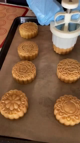 Hình bước làm 10 của món Bánh nướng Trung Thu 🥮 Homemade mooncake