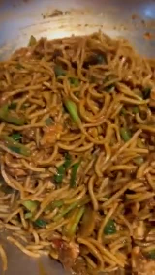 Gambar langkah 4 resipi Mee goreng sedap.