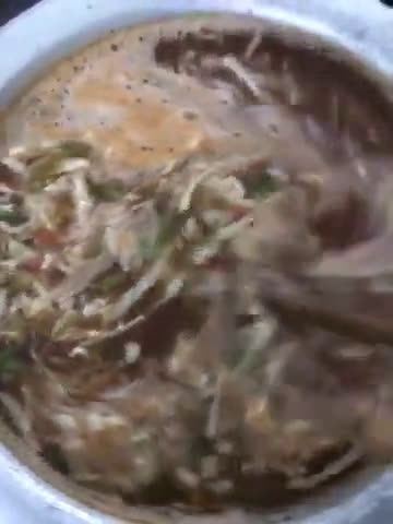 A picture of step 6 of Hot n sour soup.