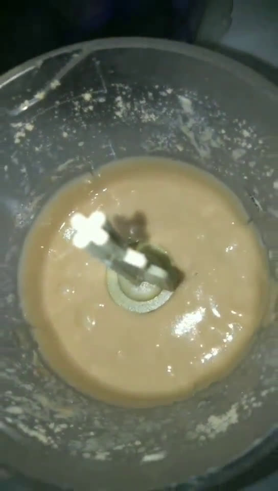 صورة لخطوة 6 من وصفة كريمة اللوتس 🍯 لتزيين الكيك