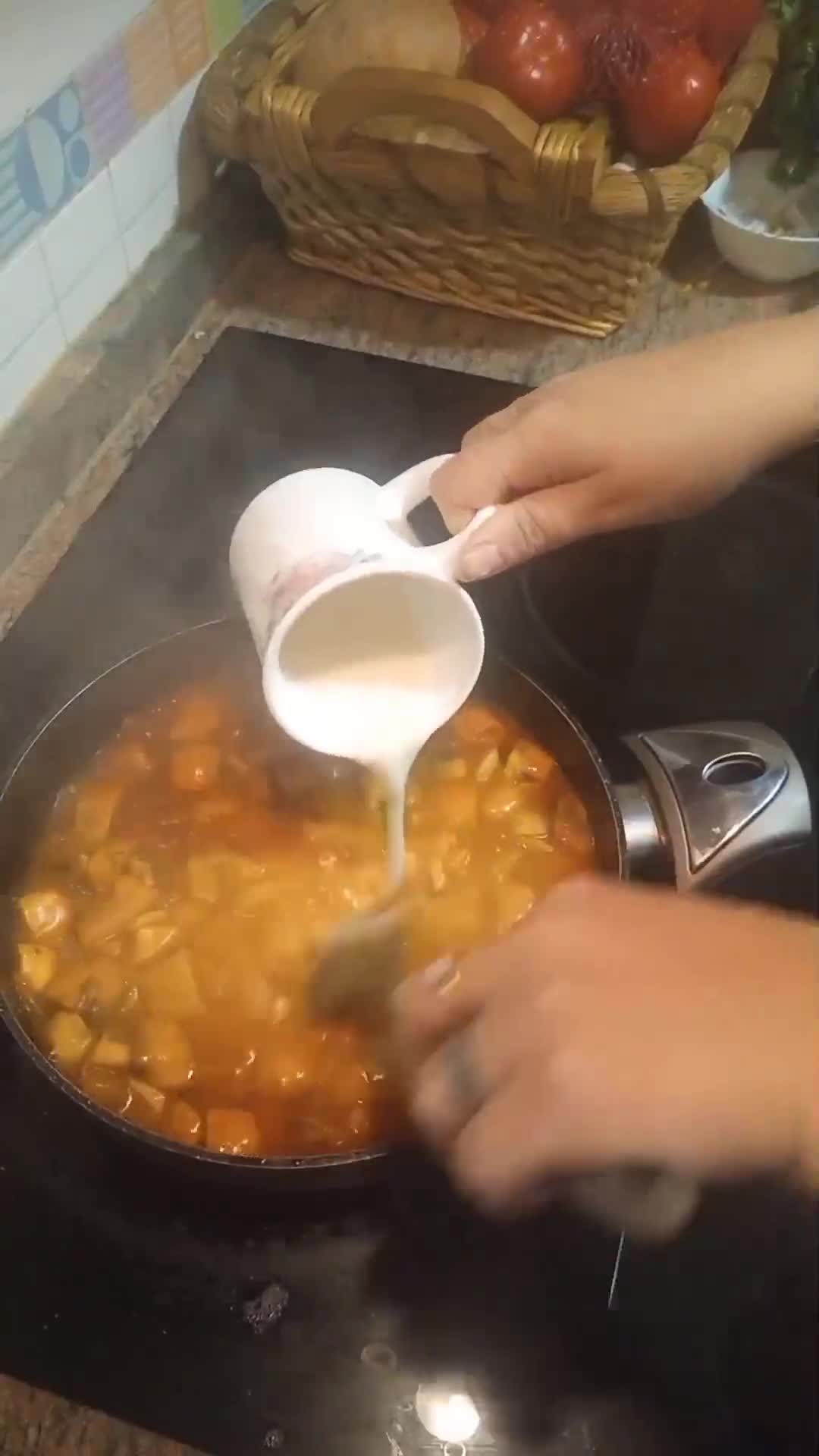 Foto del paso 3 de la receta: Sepia en salsa 🦑