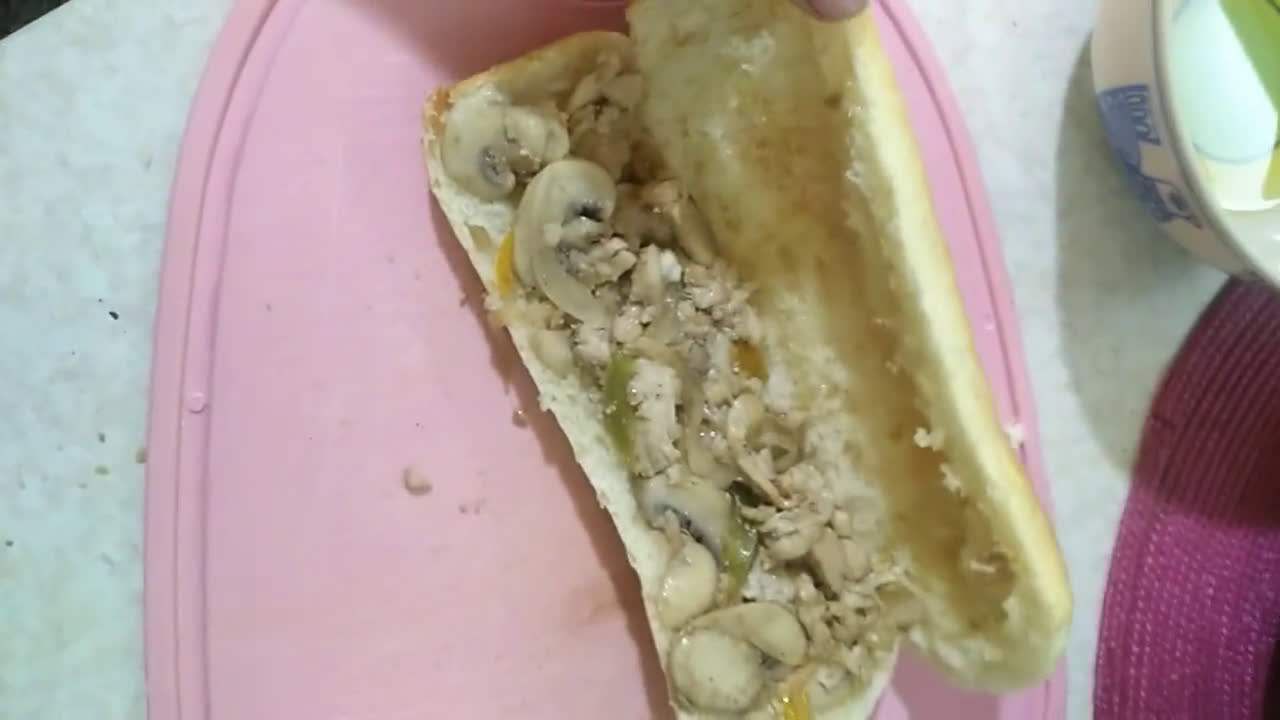 عکس مرحله 2 از دستور پنینی مرغ