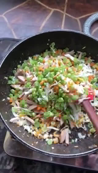 Foto langkah ke 4 dari resep Bakpia isi Sayur Sosis.