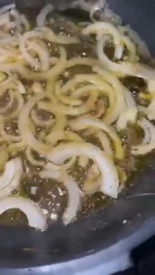 Foto del paso 3 de la receta: Tagliatelle con Gambas y Champiñones