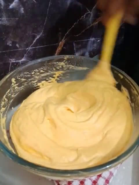 Gambar langkah 2 resipi Kek Oren Sedap.