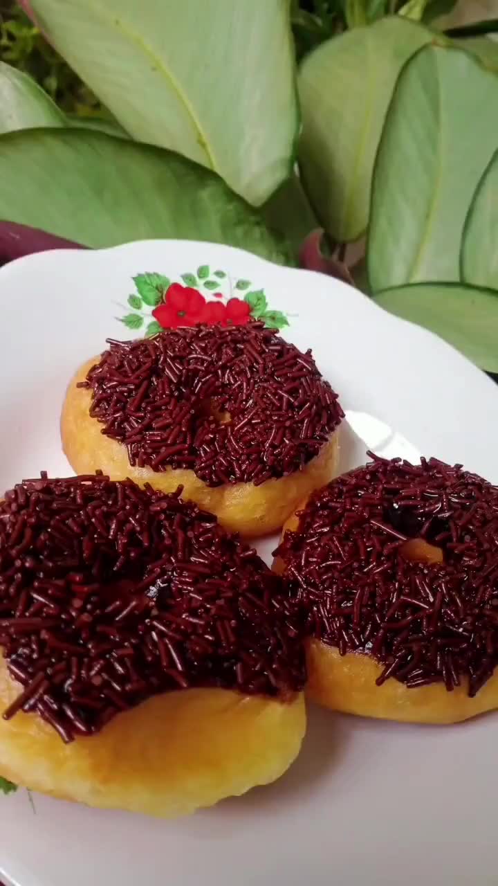 Foto langkah ke 9 dari resep Donat homemade.