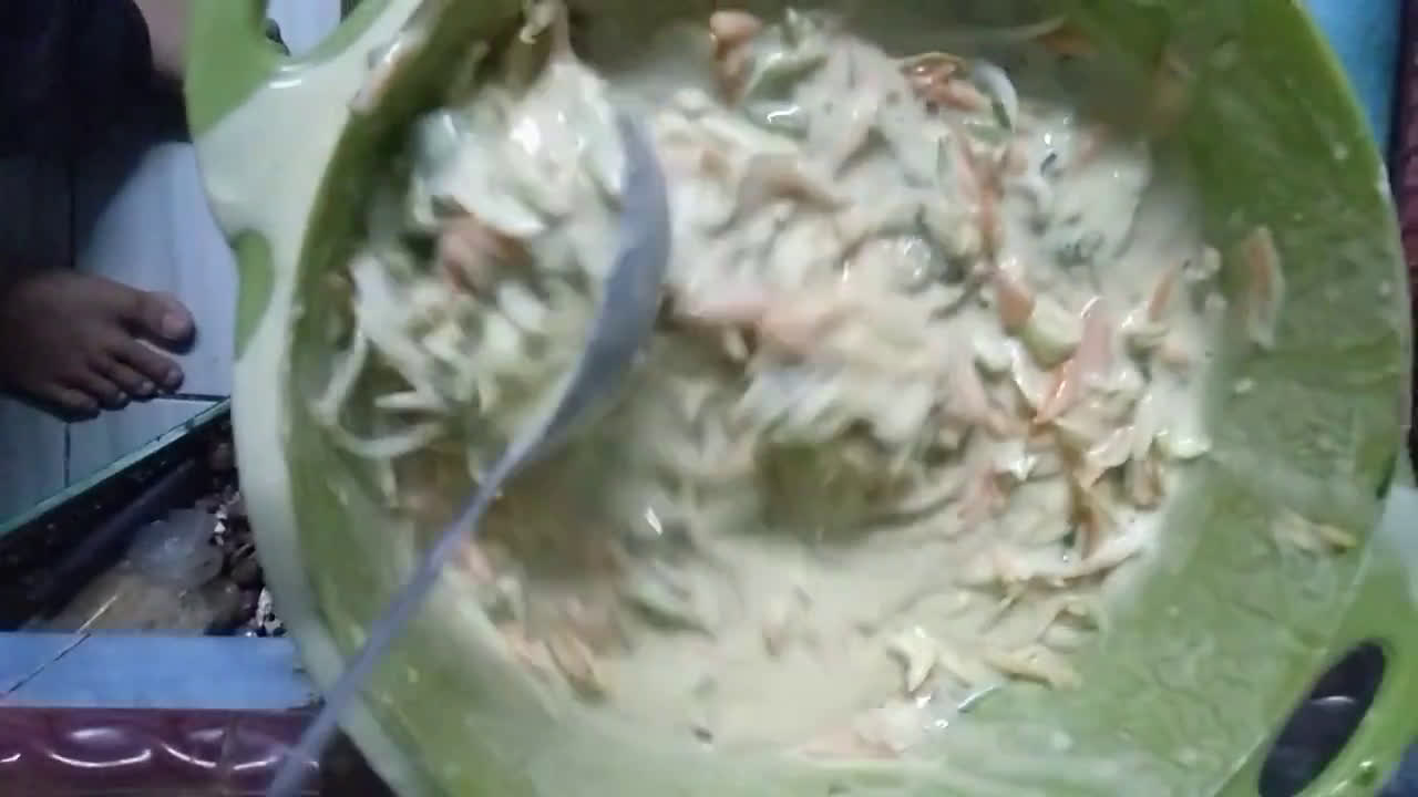 Foto langkah ke 3 dari resep Bakwan sayur (bala bala) amang amang gorengan 🤤.