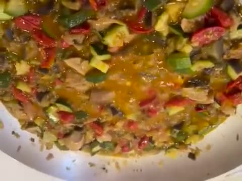 Foto del passaggio 3 della ricetta Pasta al farro alla crema di verdure