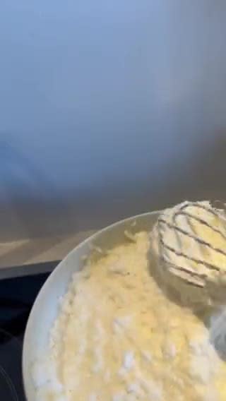 Foto del paso 5 de la receta: Bizcocho de yogur sin gluten