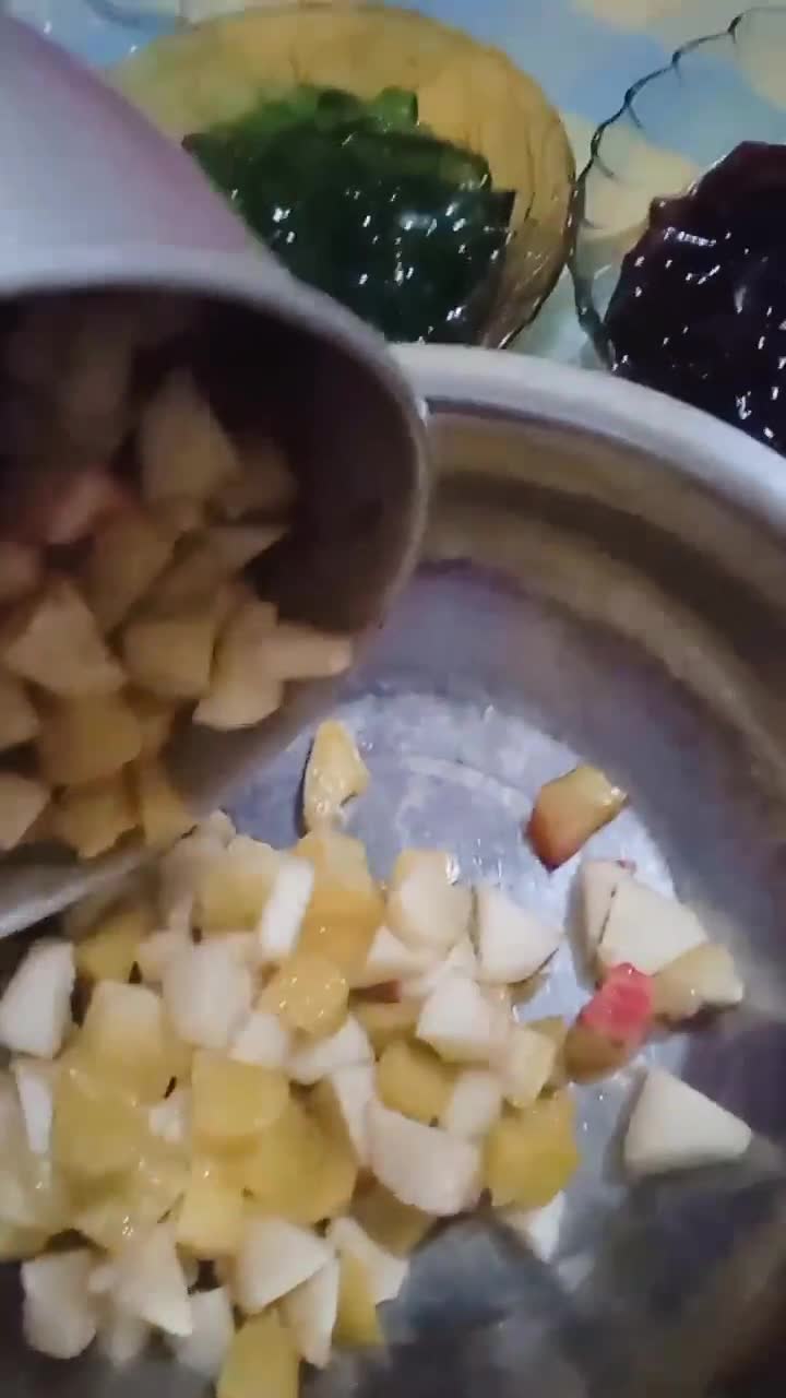 Foto langkah ke 4 dari resep Salad buah naga.