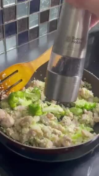 Foto langkah ke 6 dari resep 126. Chicken Broccoli Casserole.